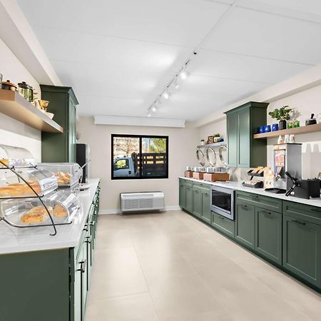 Latitude Suites Tinton Falls Eatontown - BW Premier Collection מראה חיצוני תמונה
