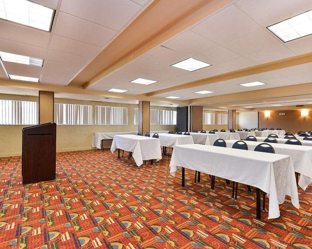 Latitude Suites Tinton Falls Eatontown - BW Premier Collection מתקנים תמונה