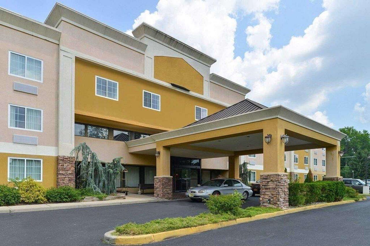 Latitude Suites Tinton Falls Eatontown - BW Premier Collection מראה חיצוני תמונה