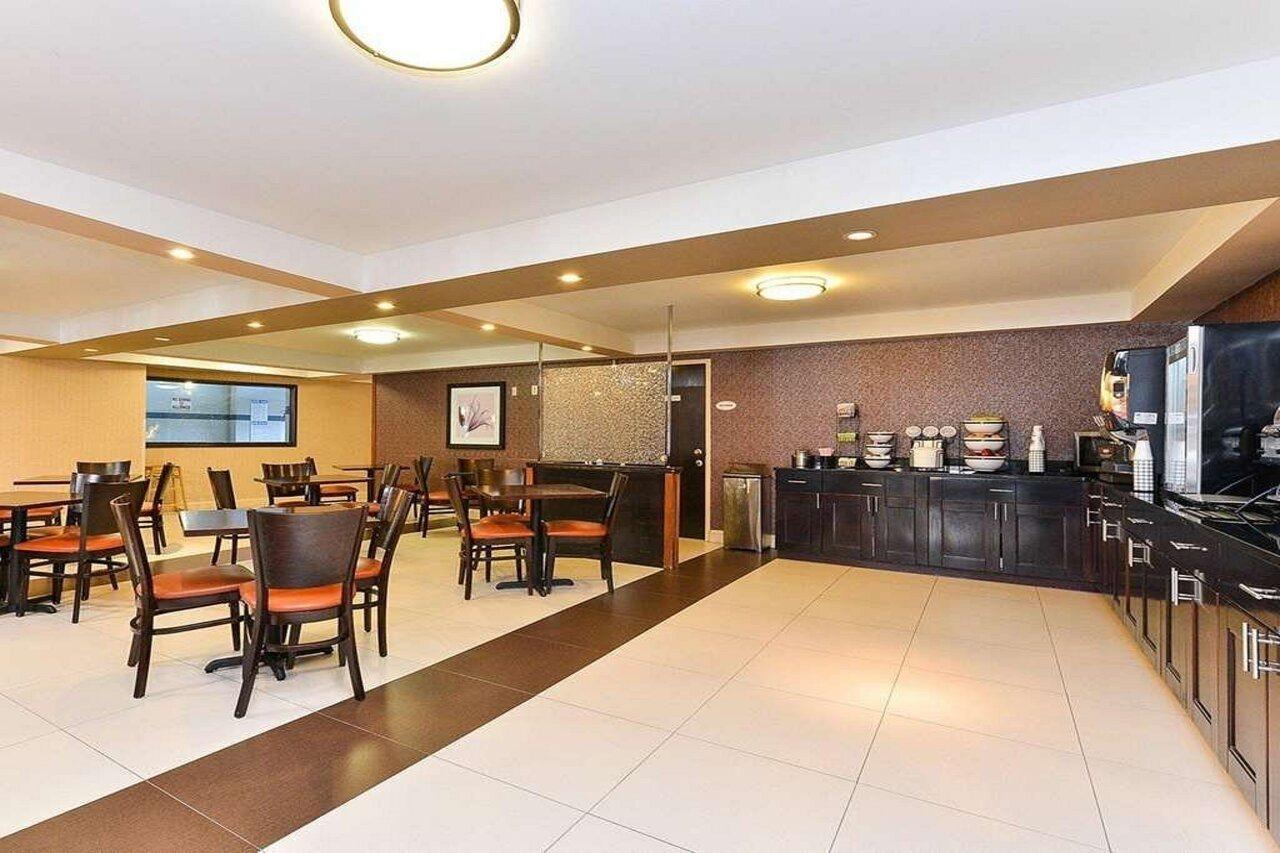Latitude Suites Tinton Falls Eatontown - BW Premier Collection מראה חיצוני תמונה