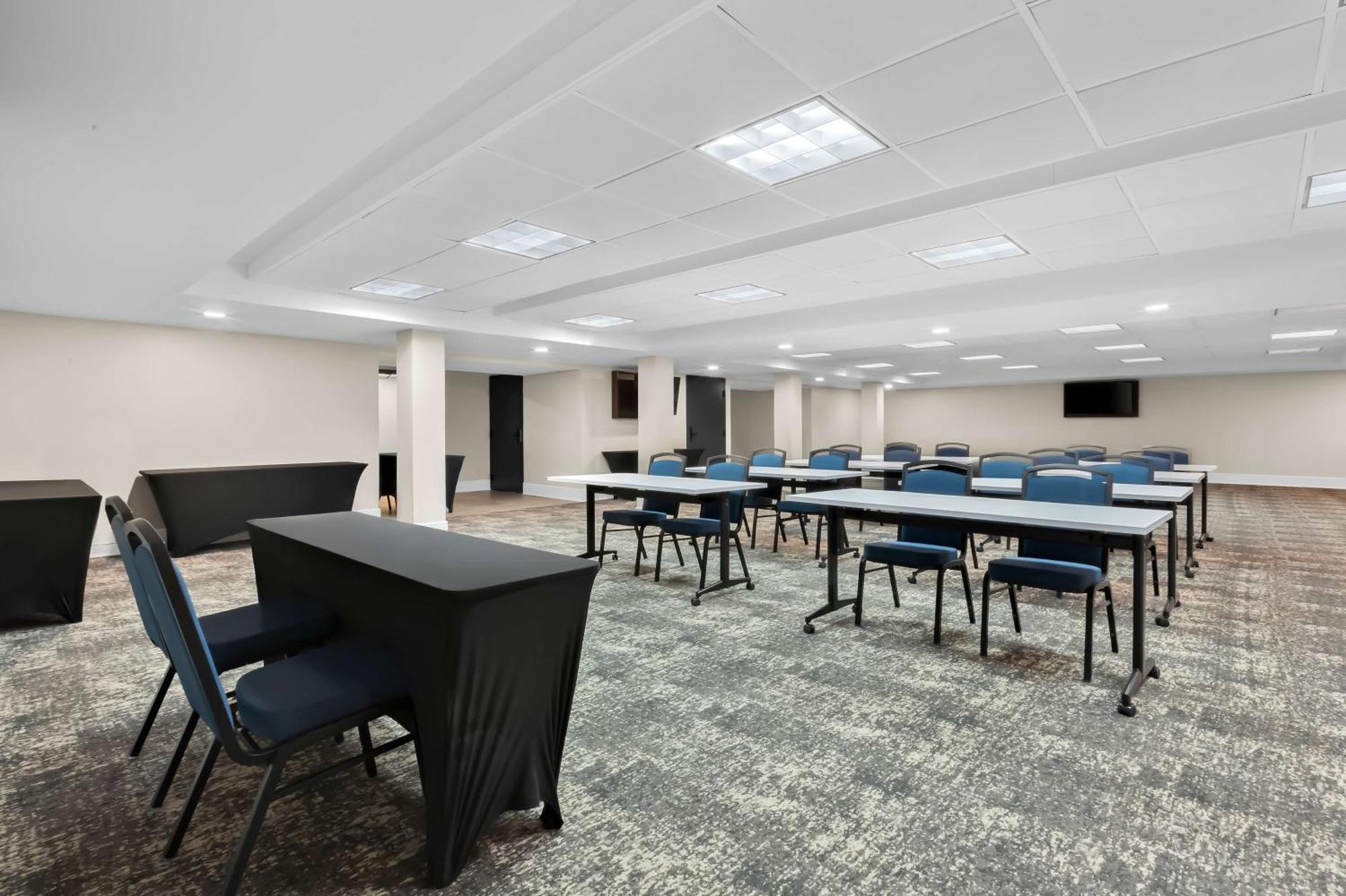 Latitude Suites Tinton Falls Eatontown - BW Premier Collection מראה חיצוני תמונה