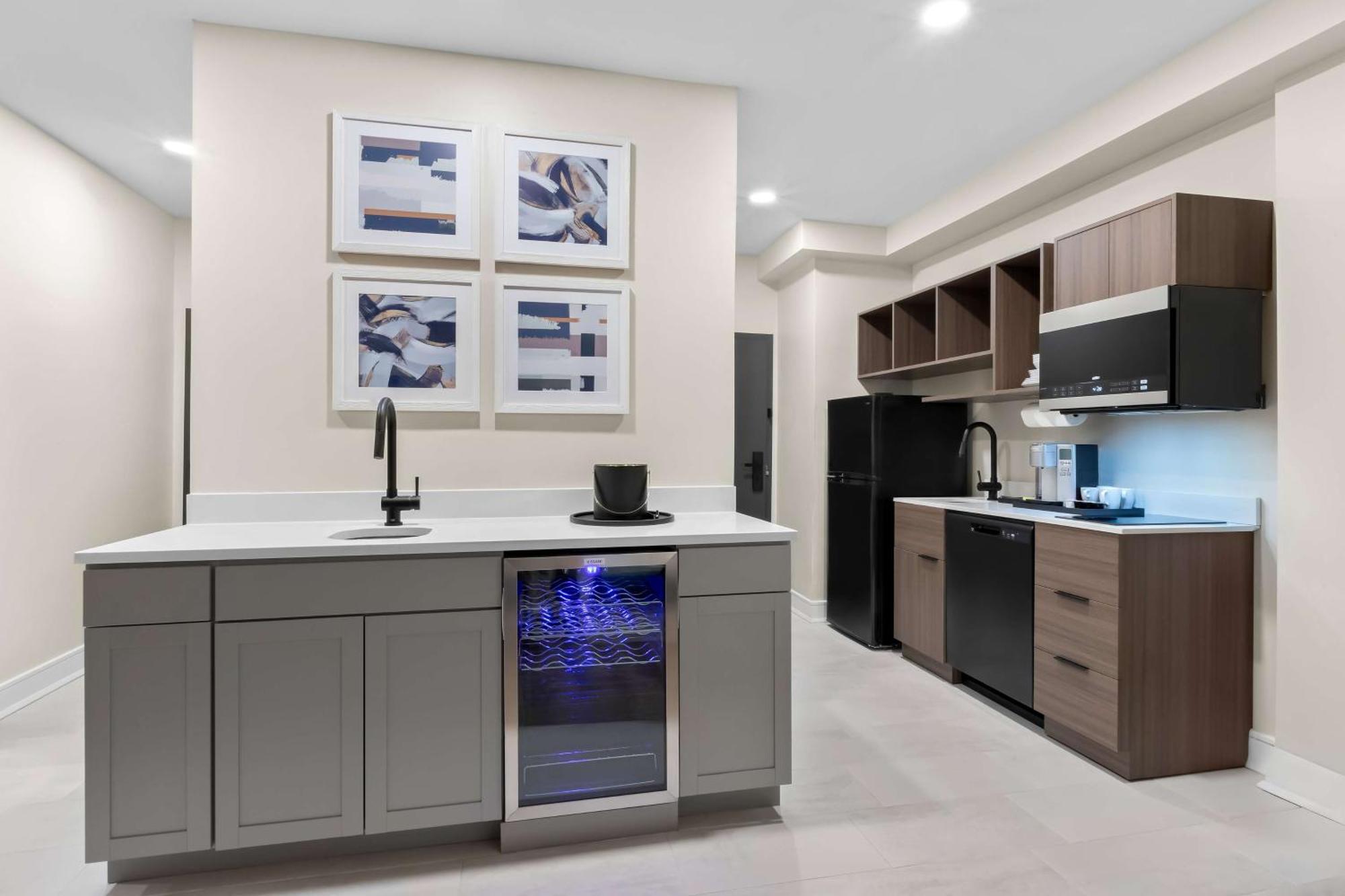 Latitude Suites Tinton Falls Eatontown - BW Premier Collection מראה חיצוני תמונה