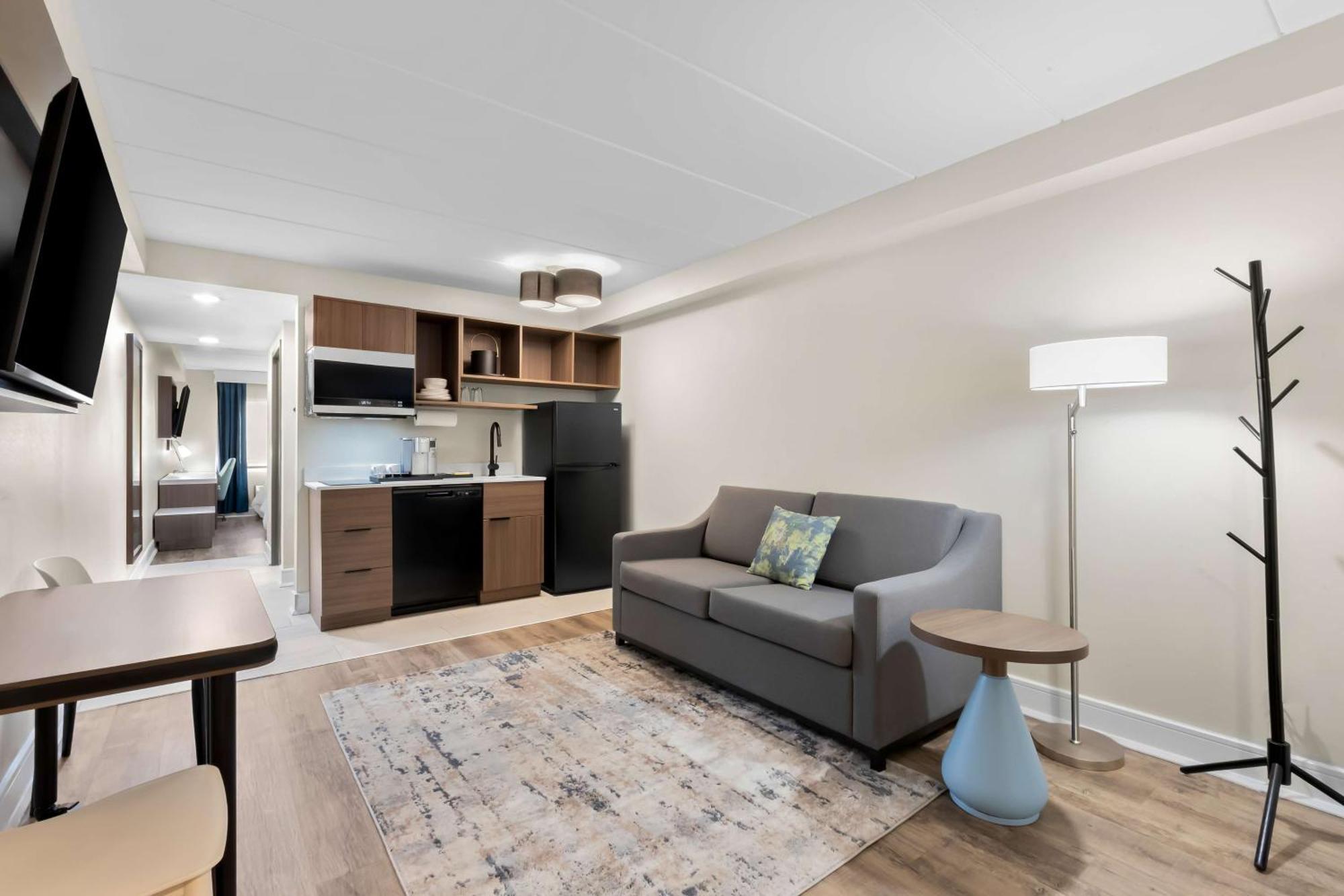 Latitude Suites Tinton Falls Eatontown - BW Premier Collection מראה חיצוני תמונה