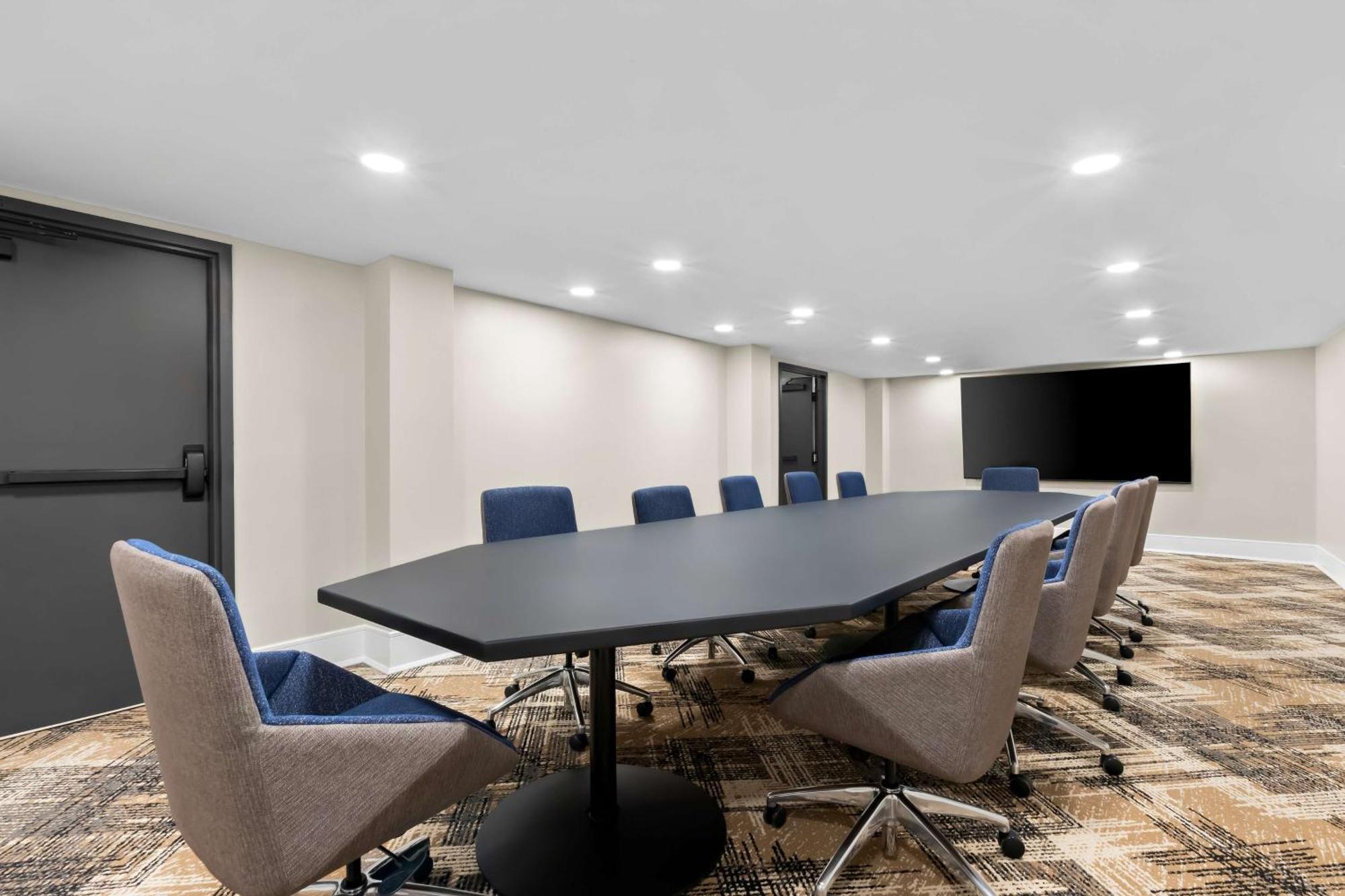 Latitude Suites Tinton Falls Eatontown - BW Premier Collection מראה חיצוני תמונה