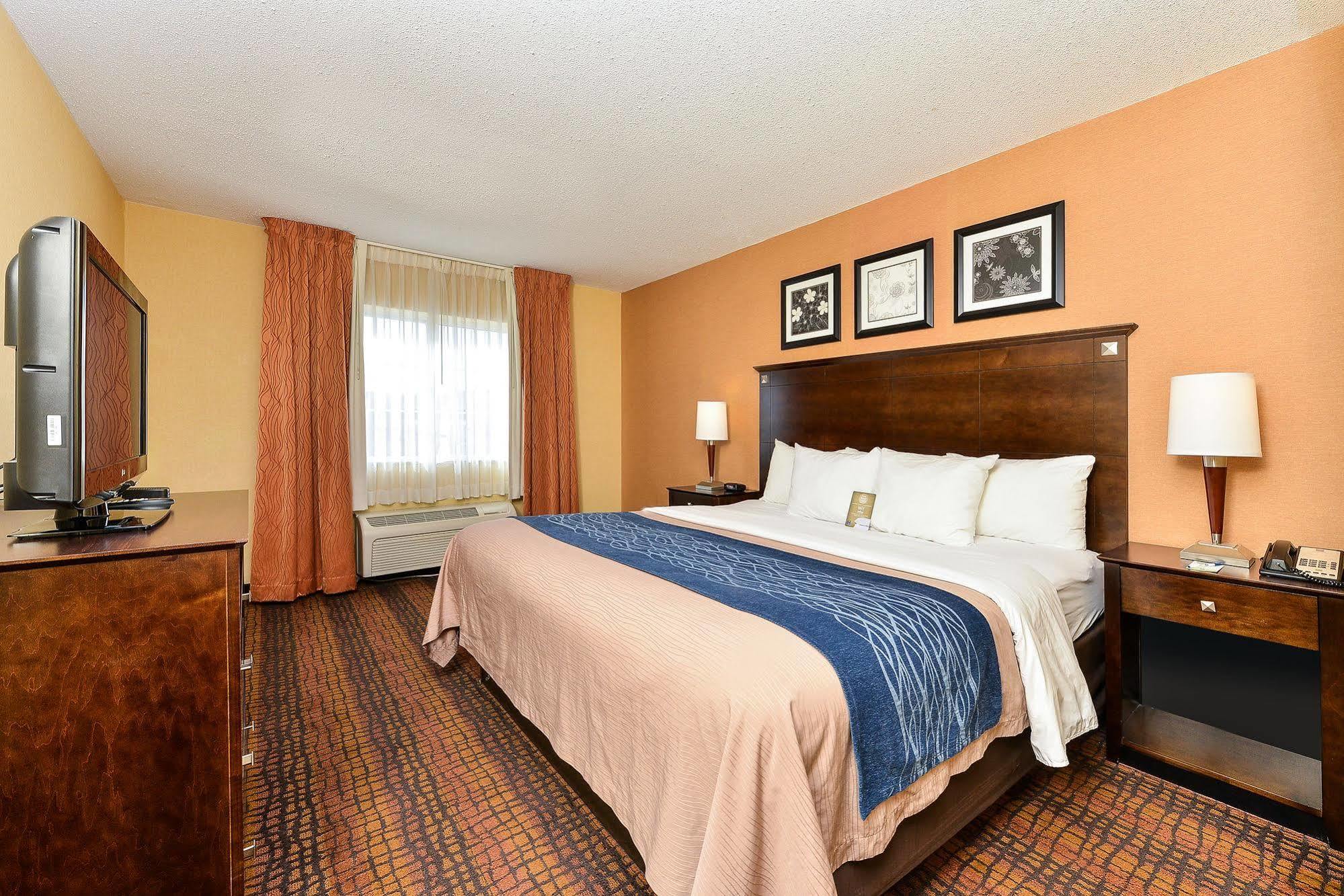 Latitude Suites Tinton Falls Eatontown - BW Premier Collection מראה חיצוני תמונה