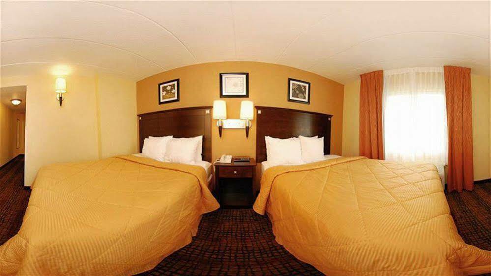 Latitude Suites Tinton Falls Eatontown - BW Premier Collection מראה חיצוני תמונה